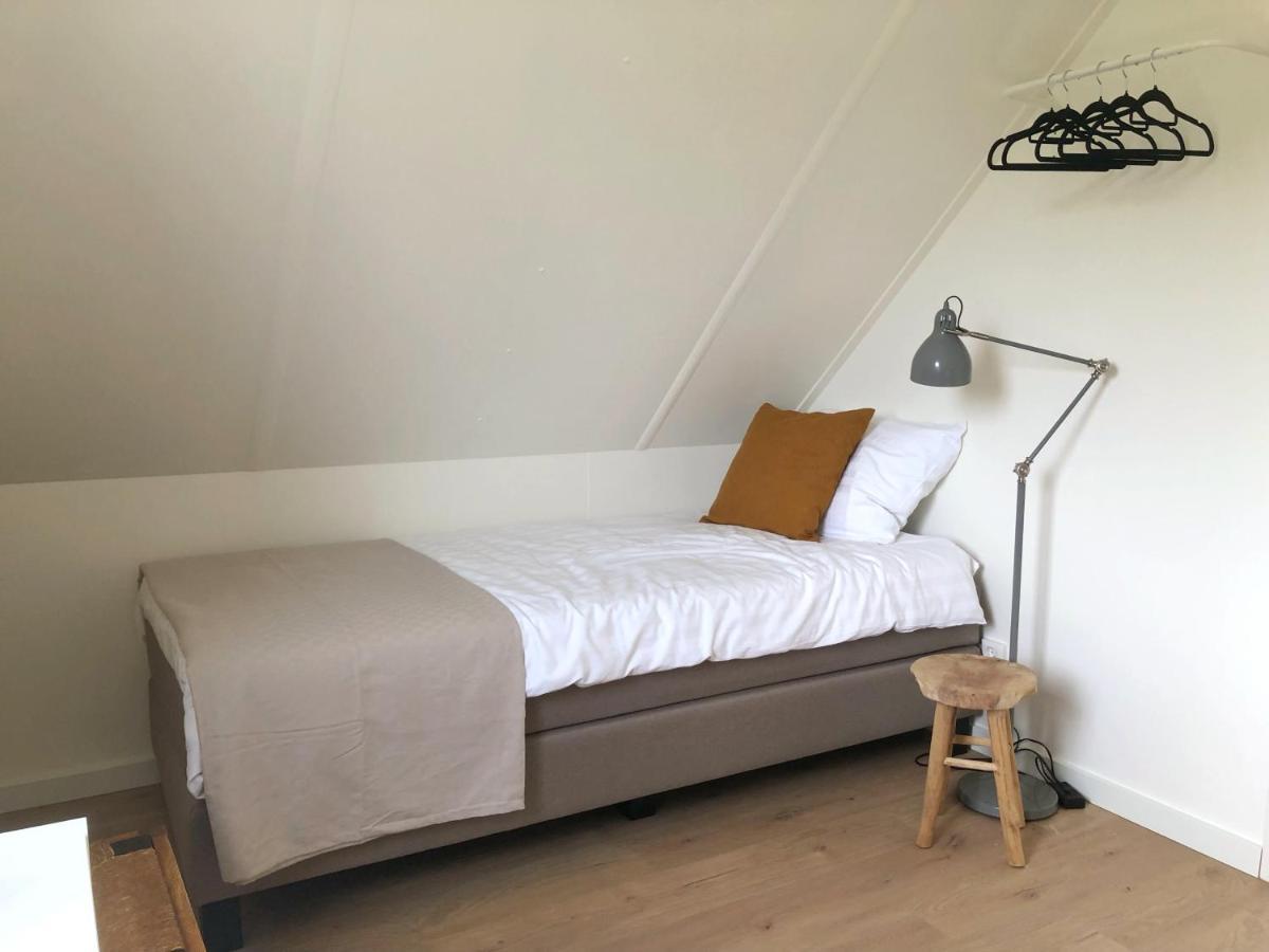 Bungalow 82 Op Recreatiepark De Wielen 신트 마르턴 외부 사진