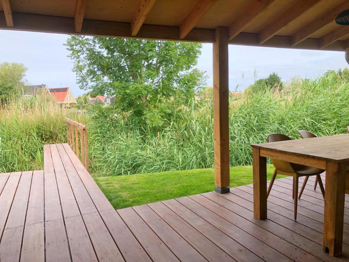 Bungalow 82 Op Recreatiepark De Wielen 신트 마르턴 외부 사진