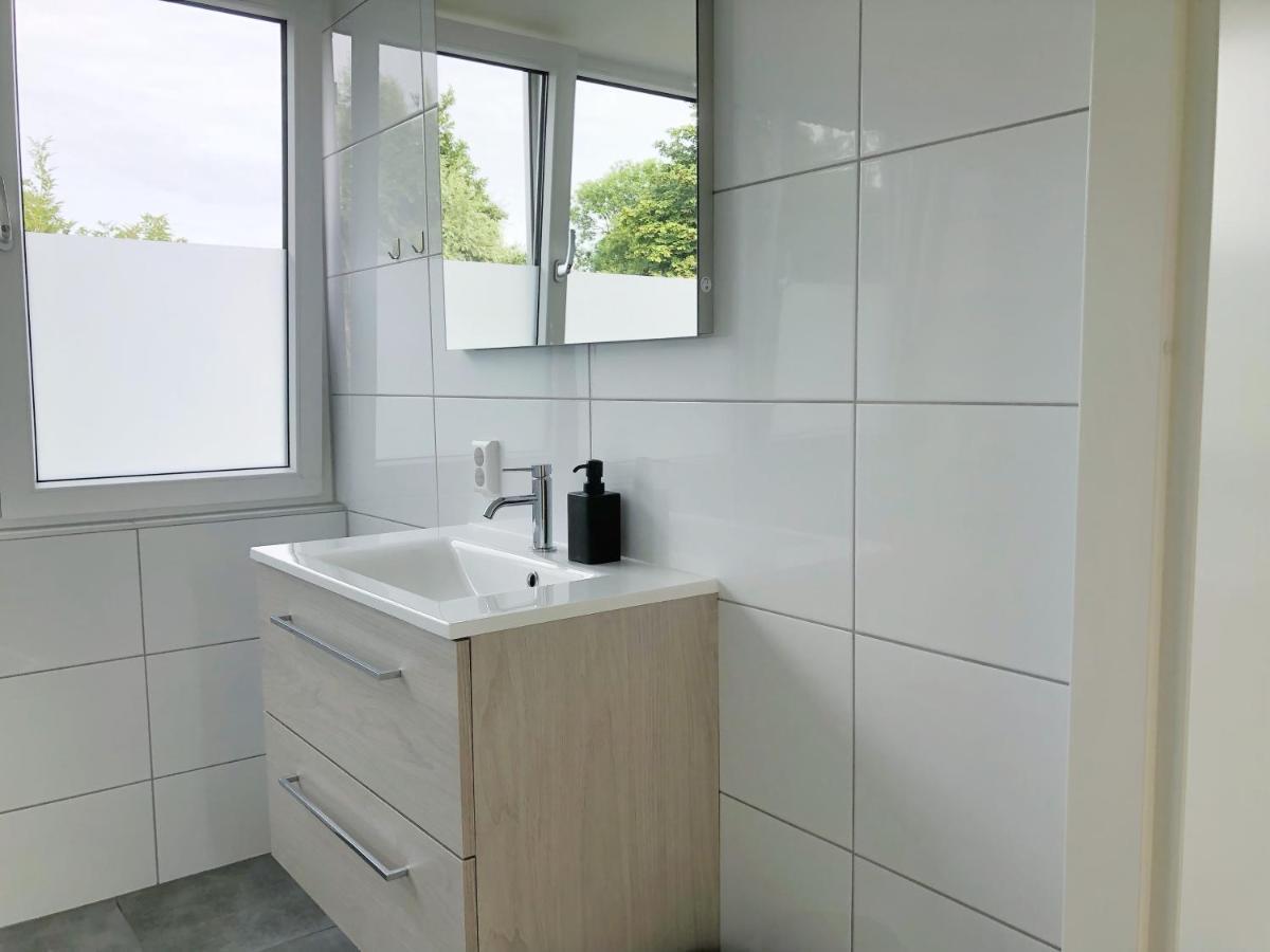 Bungalow 82 Op Recreatiepark De Wielen 신트 마르턴 외부 사진